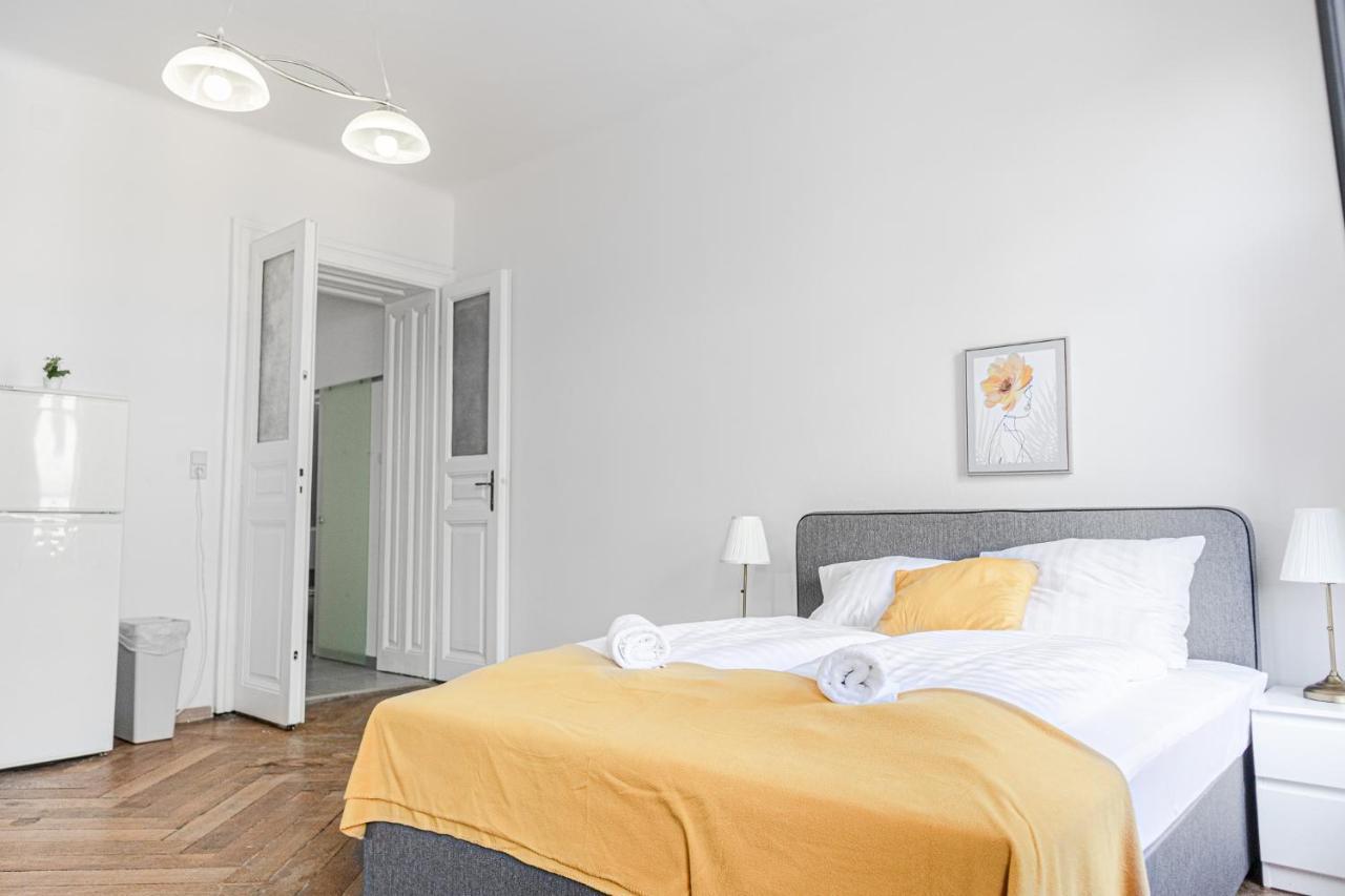 וינה Cozy 2Br Apt. Near Akh Hospital-Ideal For Longstay מראה חיצוני תמונה