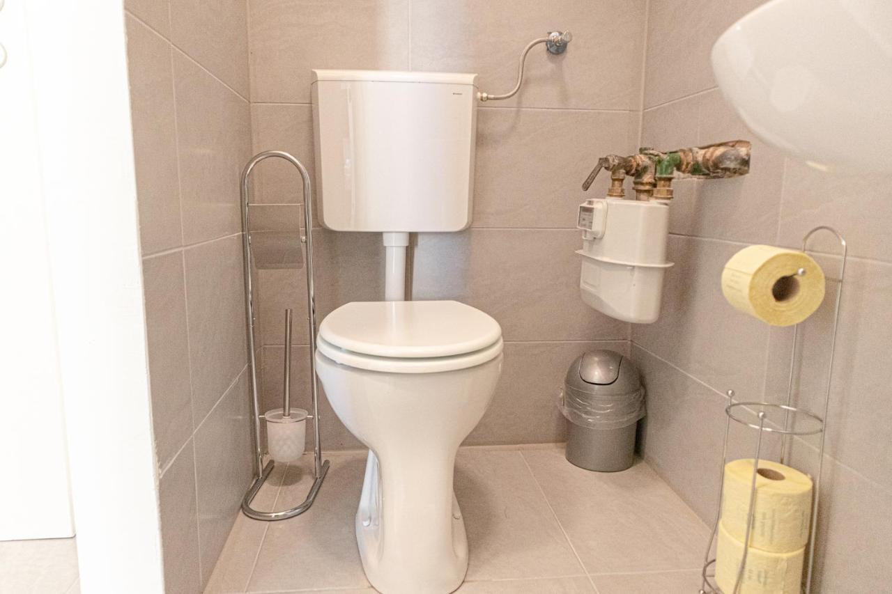 וינה Cozy 2Br Apt. Near Akh Hospital-Ideal For Longstay מראה חיצוני תמונה